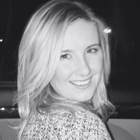 Meet your Posher, Maranda - Picture 1 of 1